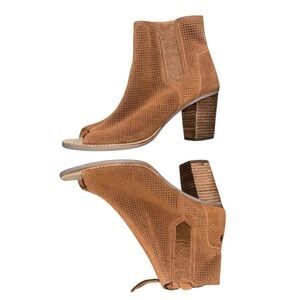 TOMS Brown Suede Perforated Peep Toe Booties Size 9 Stacked Heel Ankle Boots‎